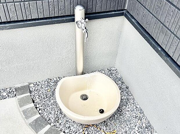 ガーデニングやお掃除に便利な外水栓