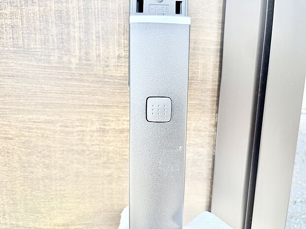 スマートに開錠できる電子キー