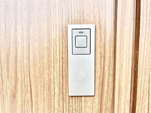 スマートに開錠できる電子キー