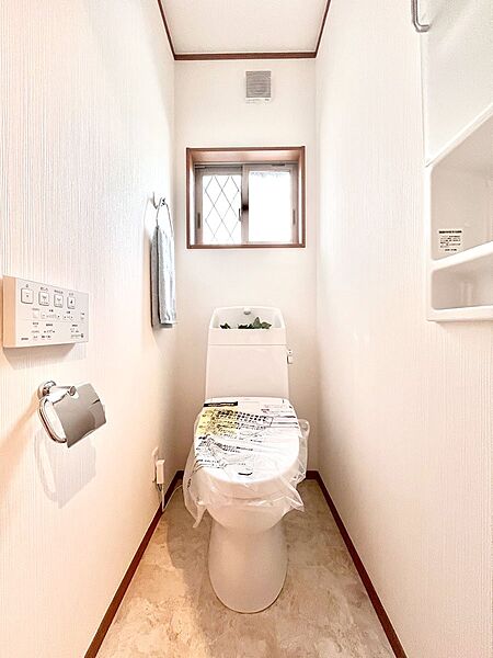 トイレは安心の2箇所！朝のバタバタも一安心です。