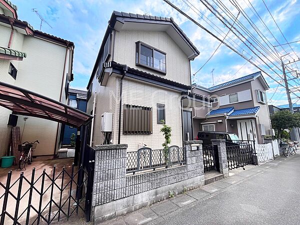 たっぷりの陽光と心地よい風が舞い込む住まい