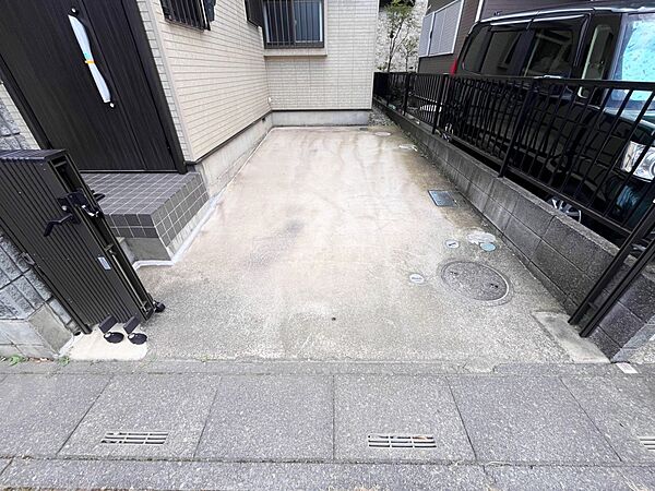 カーライフもおまかせ！カースペース付きです。