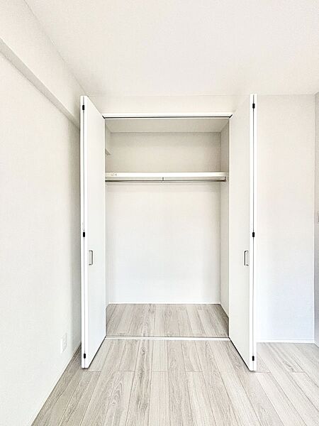 たっぷりの収納スペースでいつでも住空間がスッキリ保てそう
