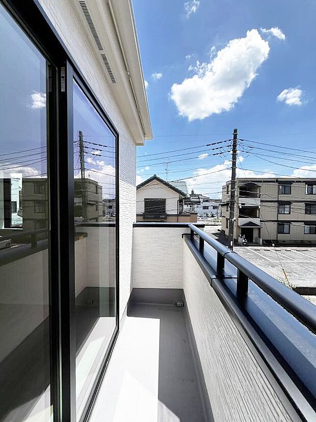 風通しの良いバルコニー