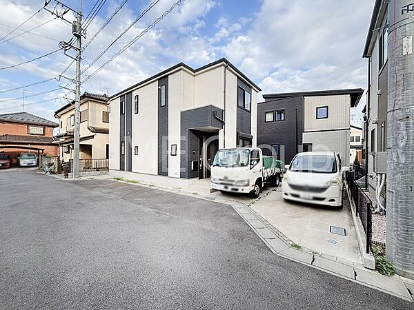 マイカーをお持ち方も安心！カースペース付きです。
