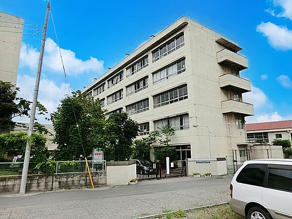 中学校 1280m 草加市立花栗中学校