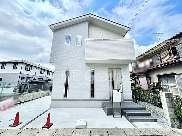 たっぷりの陽光と心地よい風が舞い込む住まい