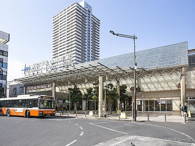 駅 2700m 東武伊勢崎線獨協大学前駅