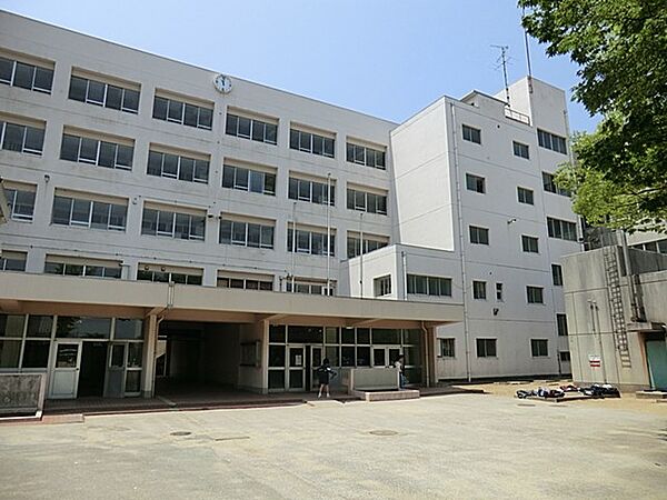 中学校 1990m 鎌ケ谷市立第三中学校