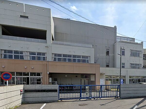 小学校 210m 春日部市立武里西小学校