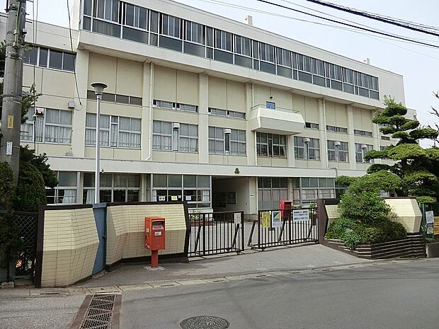 小学校 400m 川口市立差間小学校