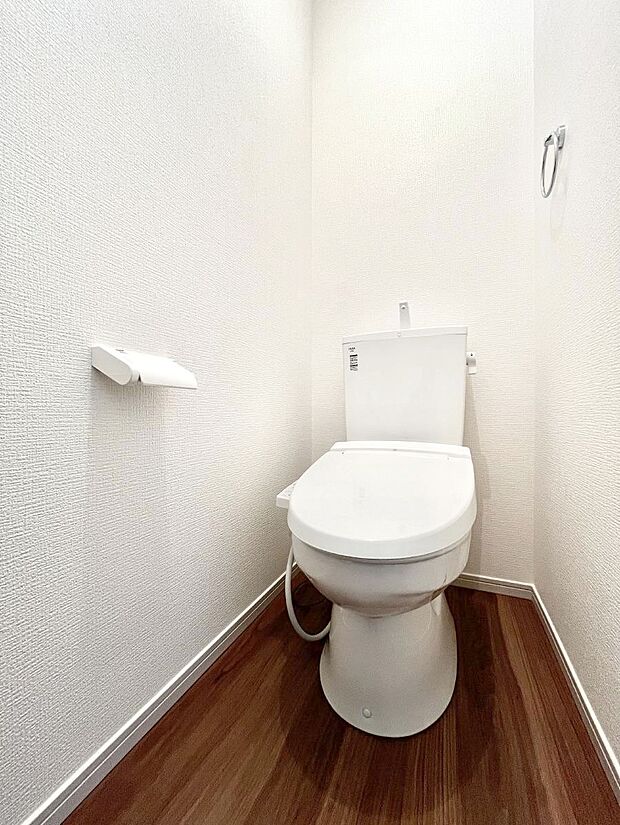 トイレは1階と2階それぞれに配置されていてとても便利です。 
