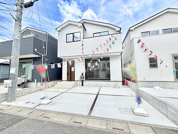 溢れる陽光でご家族の笑顔も輝く
