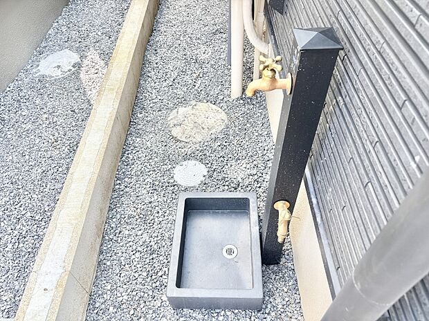 ガーデニングやお掃除に便利な外水栓