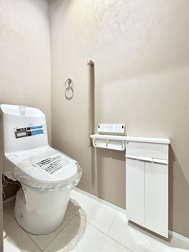 トイレは1階と2階それぞれに配置されていてとても便利です。 