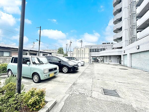 駐車場（空き状況は都度ご確認ください）