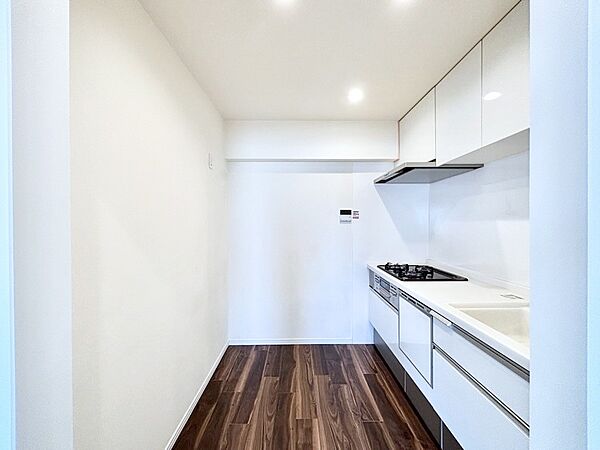 使い勝手の良いキッチンで日々のお料理も楽しくなりそう