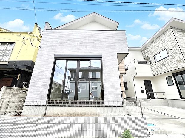 暮らしやすさと居心地の良さにこだわったシンプルで飽きのこないデザイン ！