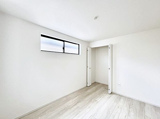 子供部屋にもおすすめな収納スペースたっぷりの居室