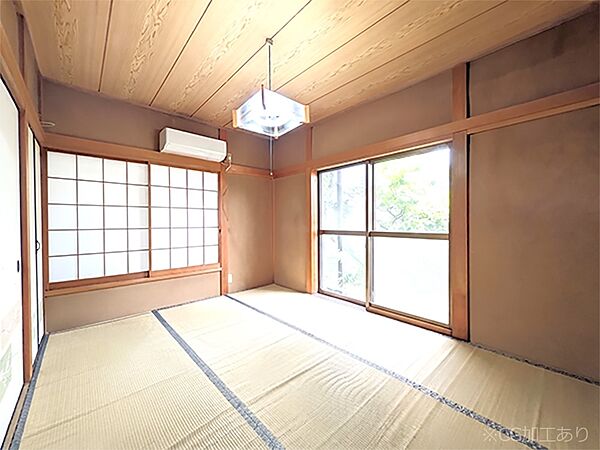 柔らかい畳の空間は、お子様の遊び場や来客時のおもてなしの場所として重宝します。