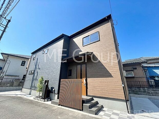 たっぷりの陽光と心地よい風が舞い込む住まい