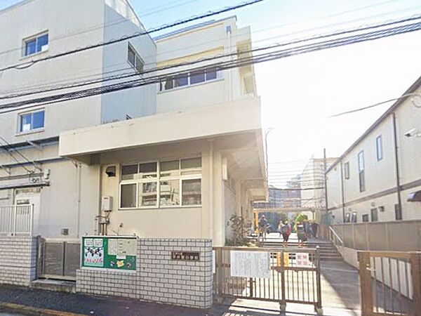小学校 550m 江戸川区立平井東小学校