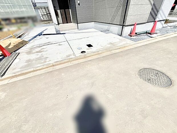 カースペースは2台駐車可。セカンドカーや来客時に便利です！