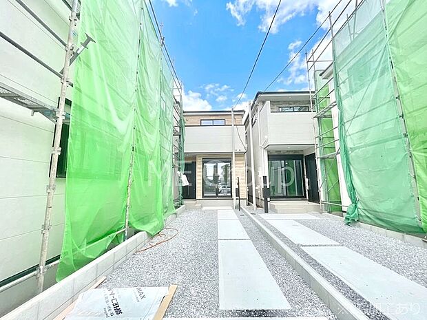 たっぷりの陽光と心地よい風が舞い込む住まい