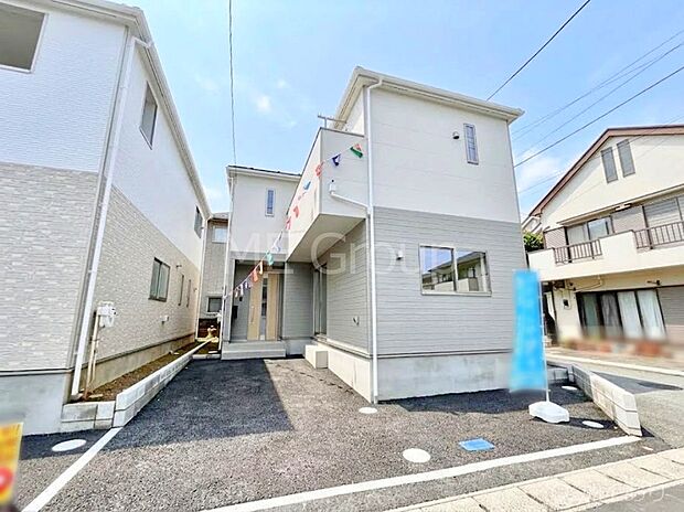 たっぷりの陽光と心地よい風が舞い込む住まい