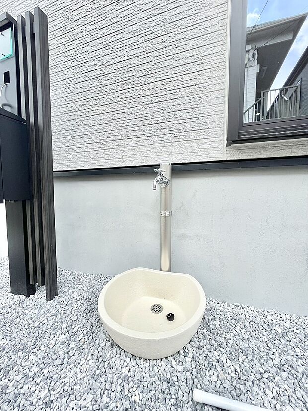 ガーデニングやお掃除に便利な外水栓