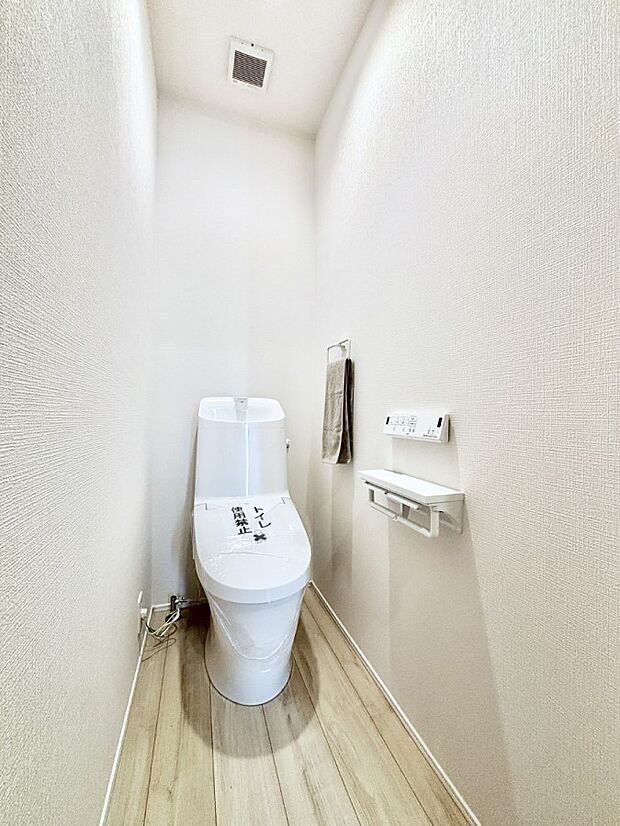 ウォシュレット付きトイレが1階と2階それぞれに配置されていてとても便利です。