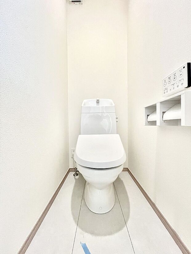トイレは1階と2階それぞれに配置されていてとても便利です。 
