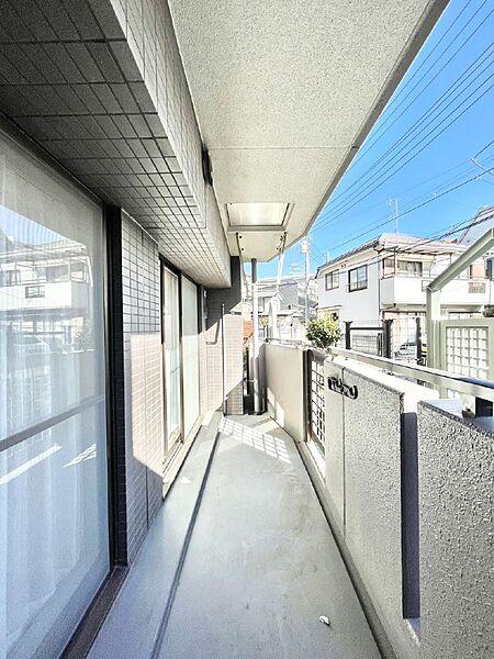 心地よい風を感じながらお洗濯物が干せそうです