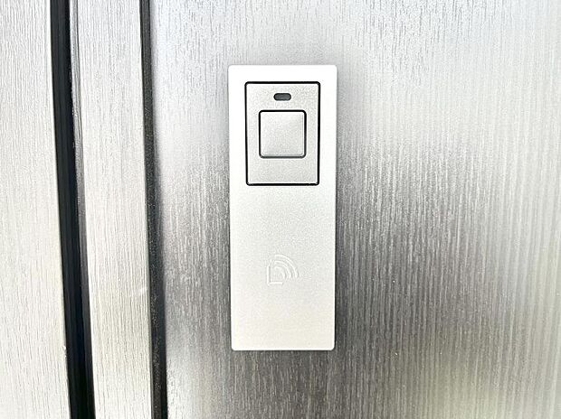 スマートに開錠できる電子キー