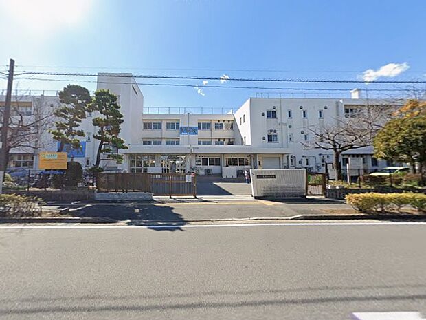 小学校 1300m 浦安市立見明川小学校