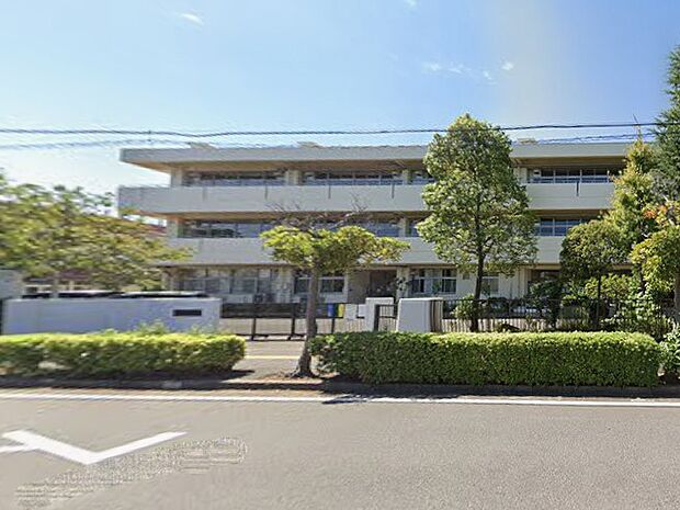 中学校 1200m 浦安市立見明川中学校