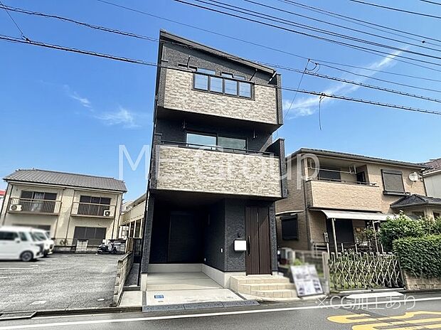 暮らしやすさと居心地の良さにこだわったシンプルで飽きのこないデザイン !