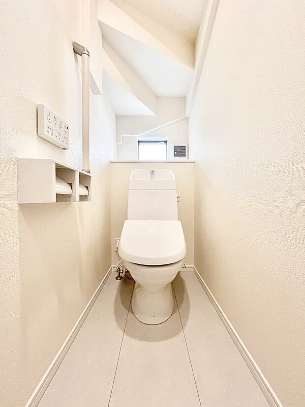 トイレは安心の2箇所！朝のバタバタも一安心です。 