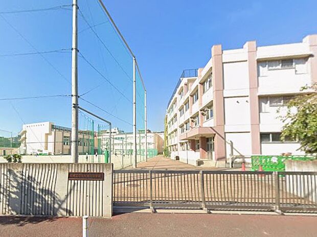 中学校 950m 板橋区立志村第三中学校