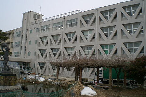 松陽中学校（1,100ｍ、徒歩約14分）