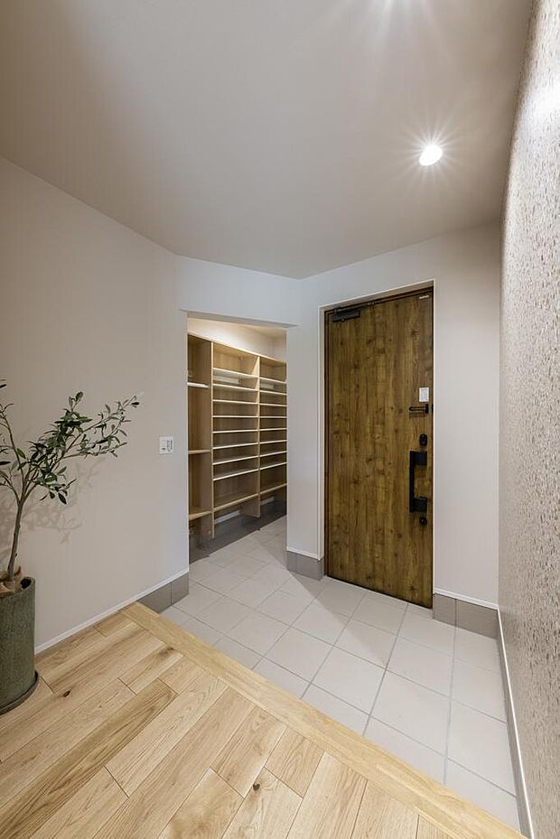 エントランスクロークあり