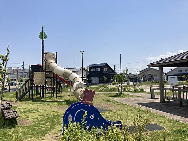 中神ふれあい公園　約1,000ｍ