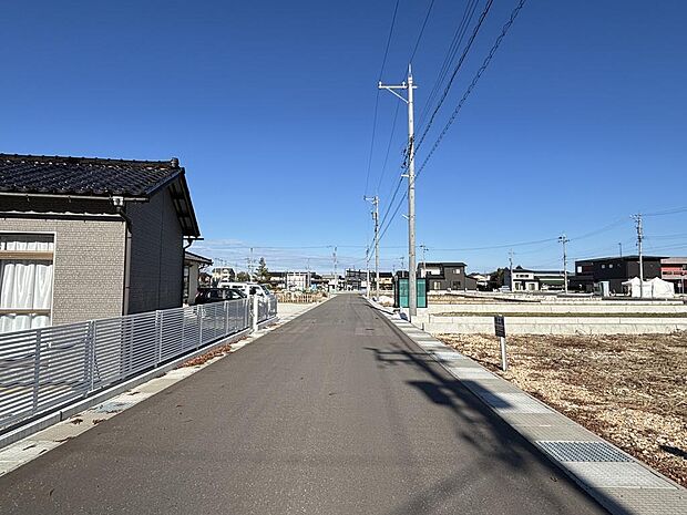 19街区前面道路