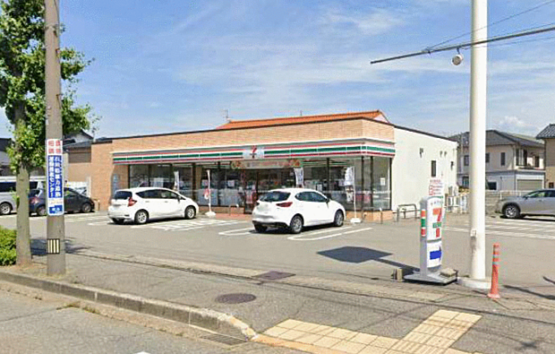 セブンイレブン金沢保古3丁目店まで約300ｍ（徒歩約4分）