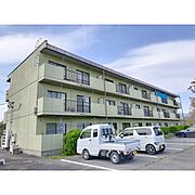 上田駅よりバス18分 徒歩4分 築28年8ヶ月 3階建の賃貸物件
