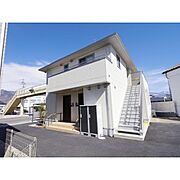 城下駅より徒歩4分 築4年 2階建の賃貸物件