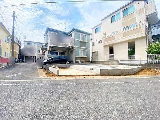 販売現地