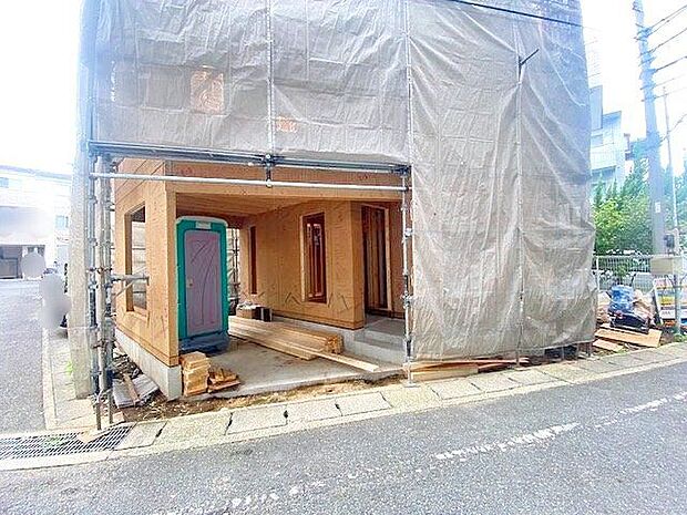販売現地