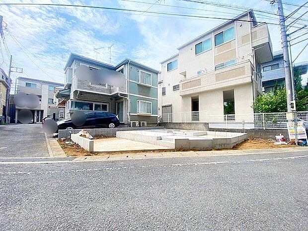 販売現地