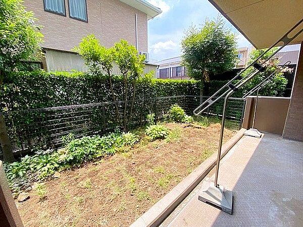 販売現地
